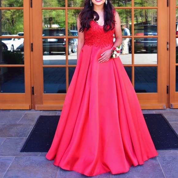 RED PROM DRESS FOR SELL!!! - Picture 1 of 2